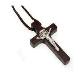 Croix de Saint Benoit